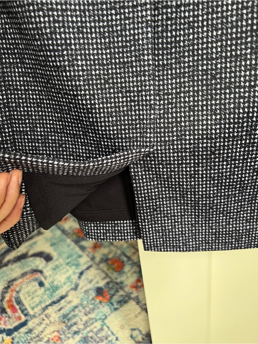 Michael kors Black & White Tweed Pencil Skirt size 4 - Picture 5 of 6